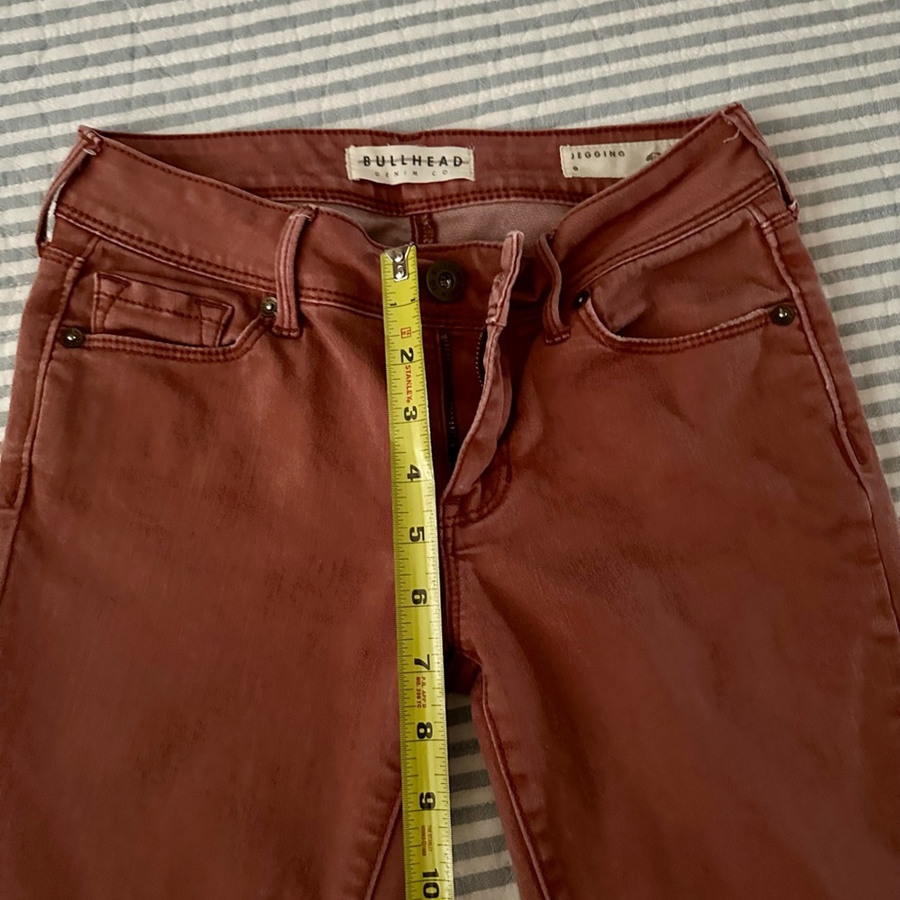 Bullhead Low-Rise Skinny Jeans - Size 0 - Picture 11 of 11